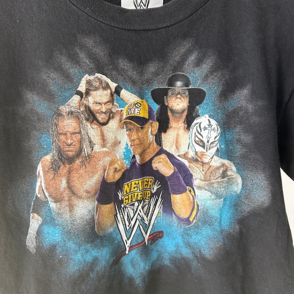 Vintage 2011 WWE Black Youth T-Shirt with Iconic Wrestler Graphics - Picture 4 of 6